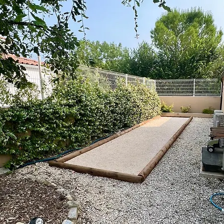 Des Cornies - Piscine Et Espace Enfants Saint-Jean-de-Cornies